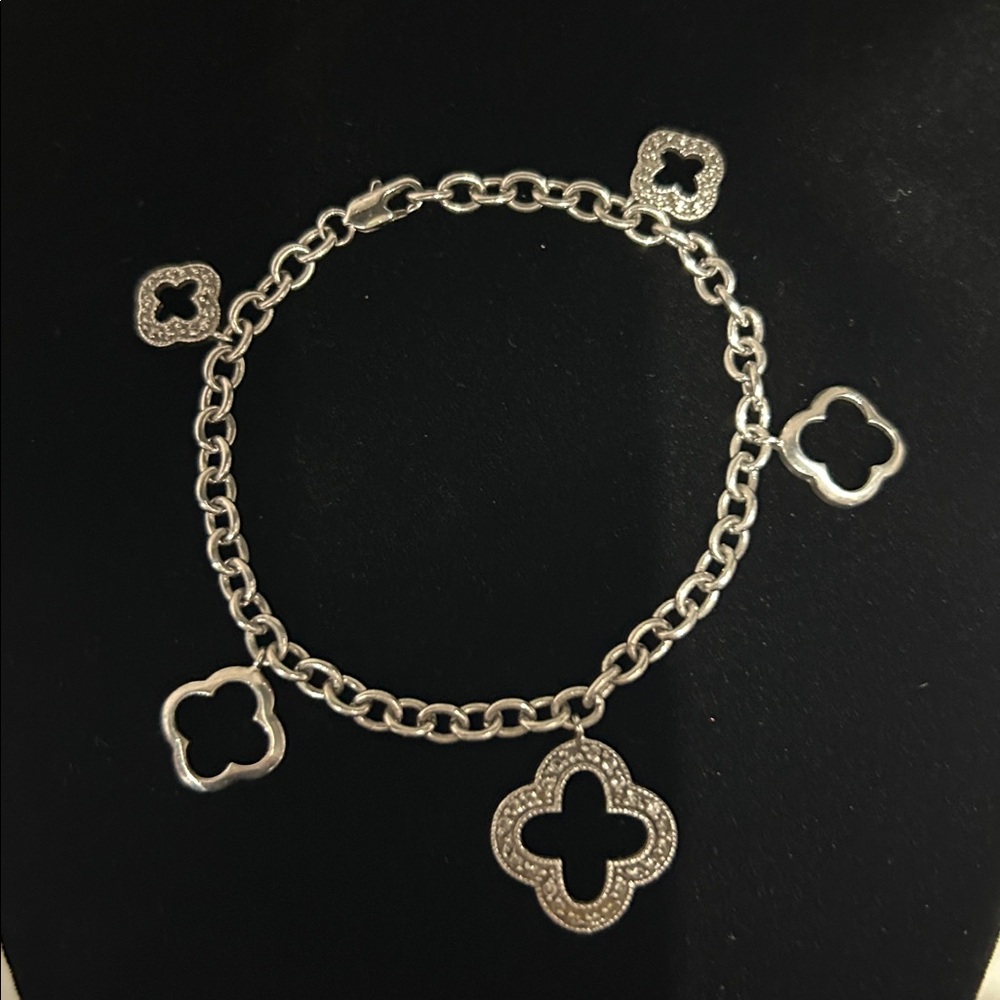 Silver Clover Bracelet
